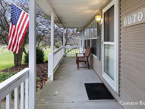 4th image of 6870 Browmyer Dr NE