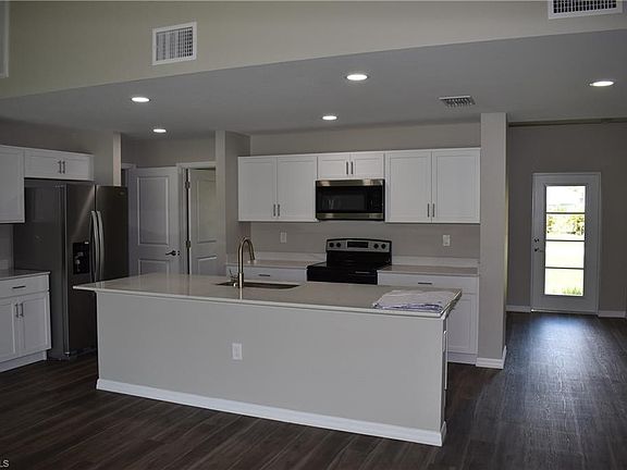 5th image of 3837 N Salford Blvd