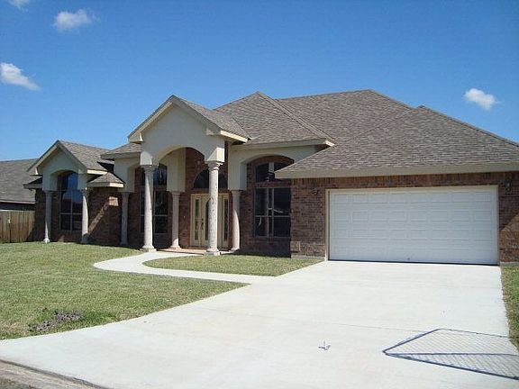 2nd image of 24 Tordesillas St