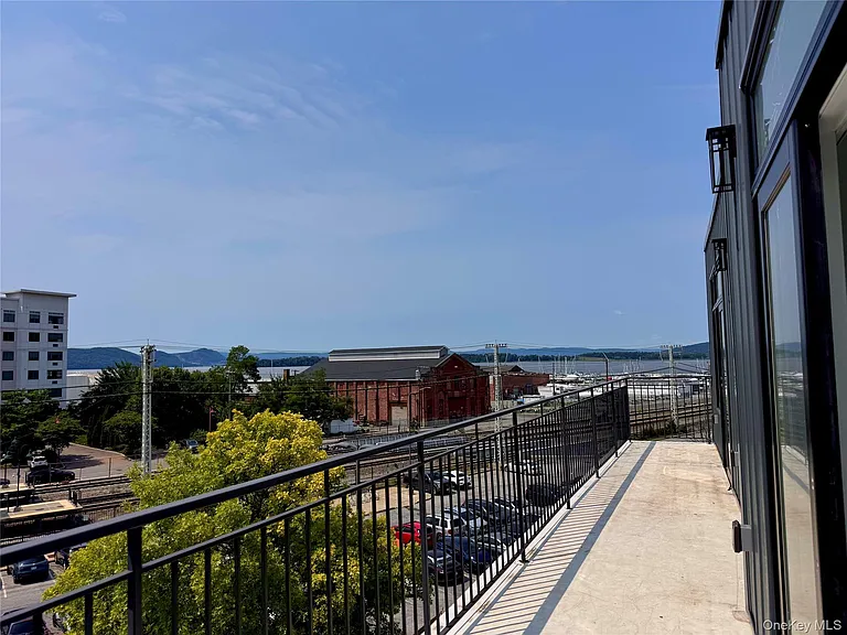 1 Depot Sq #201 — Photo 12
