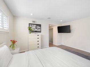 6120 Flight Ave, Los Angeles, CA 90056