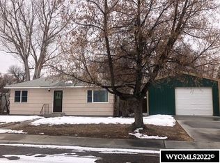 606 Holly Ave, Worland, WY 82401