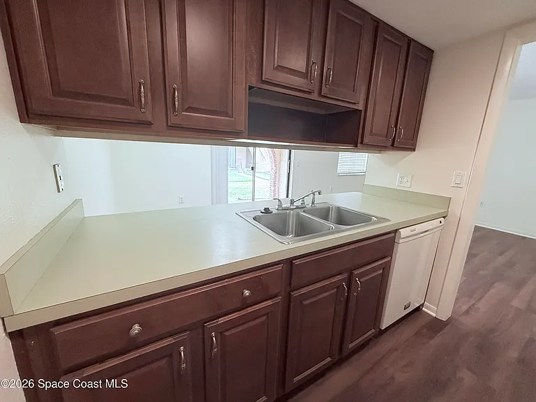 127 San Paulo Cir #1127 — Photo 7