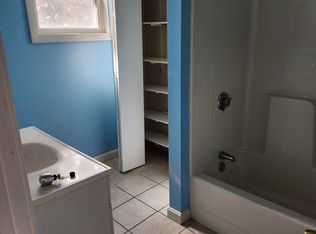 335 State Ave, Tiverton, RI 02878