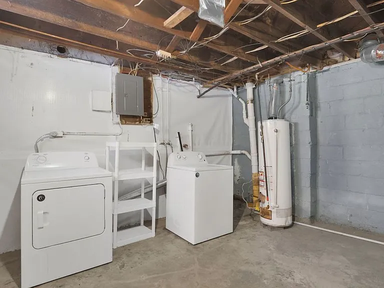 816 Wager St — Photo 10