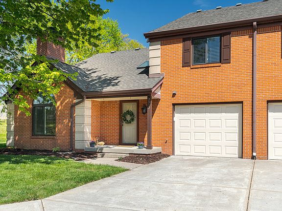 2nd image of 2312 Golden Oaks N