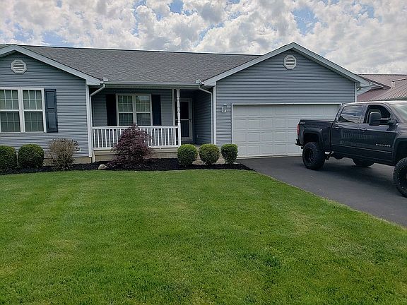 3rd image of 663 Apple Blossom Ln