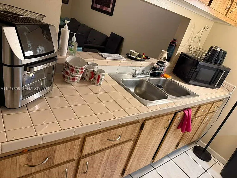 6031 Shakerwood Cir #107 — Photo 14