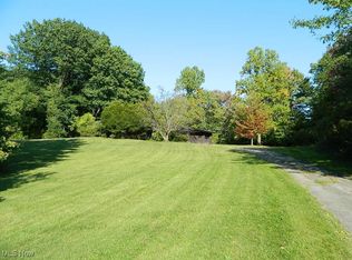12951 Westchester Trl, Chesterland, OH 44026