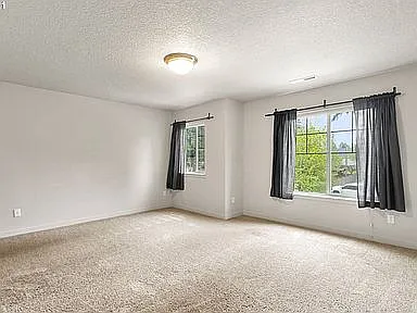 5810 NE 47th St — Photo 7