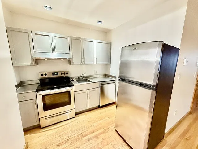 5 Thacher Ct — Photo 4