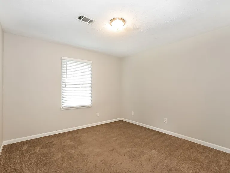 3568 Fernbrook Dr SW — Photo 13