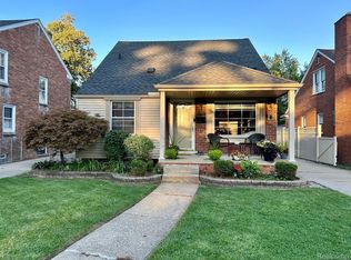 1134 Kingsbury Ave, Dearborn, MI 48128