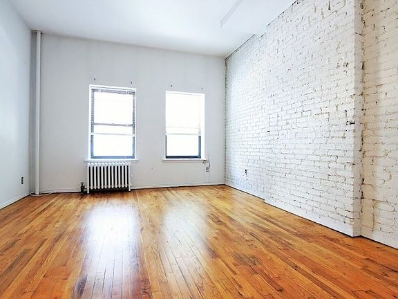 2nd image of 726 Amsterdam Ave #1F