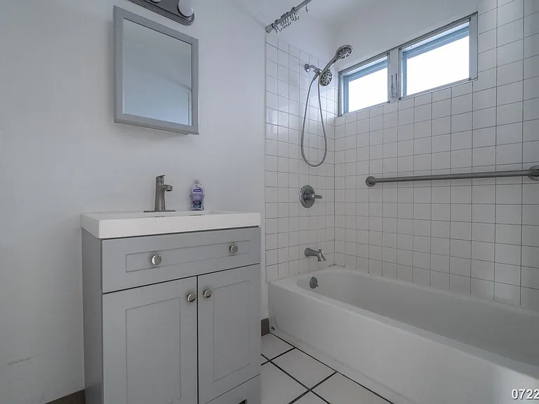 1654 Liholiho St — Photo 14