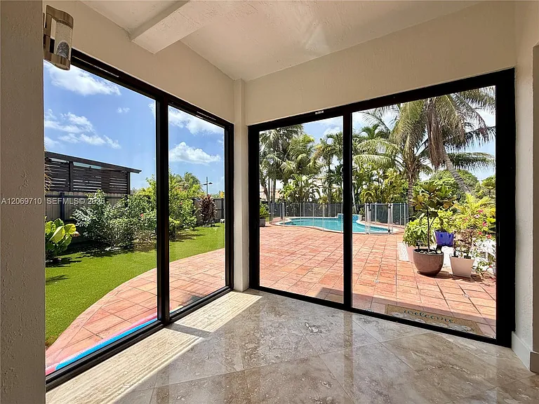 1764 SW 151st Pl — Photo 11