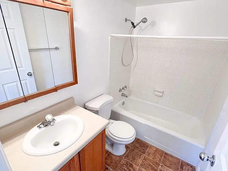 717 N South St #723-600 — Photo 4
