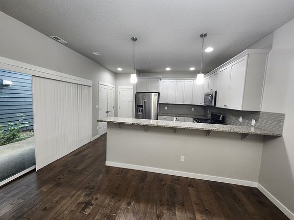 2nd image of 29013 SW Villebois Dr S