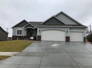 4058 Taneil Dr, Manhattan, KS 66502