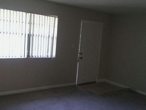 5th image of 202 Pine Tulip Ct APT 201