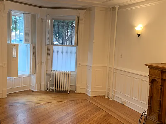 Rented by KA Realty Group Inc | media 1