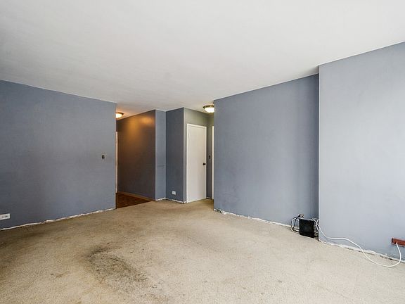 4th image of 3900 N Lake Shore Dr APT 2J
