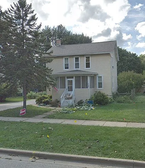 120 S Bothwell St photo 1