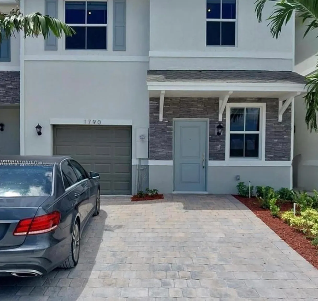 4 bed, 1826 sqft, $3,350 — Photo 1