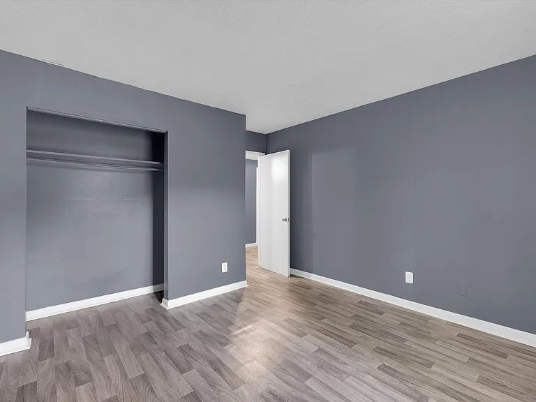 Cedar Chase Apartments — Photo 49