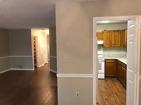 1135 Country Club Pl NW — Photo 26