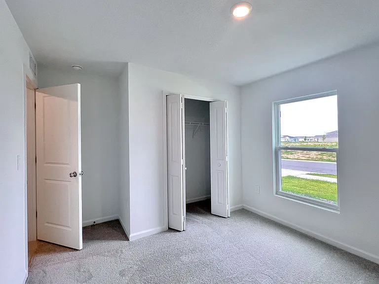 2240 Crown Rock Bluff Dr — Photo 13