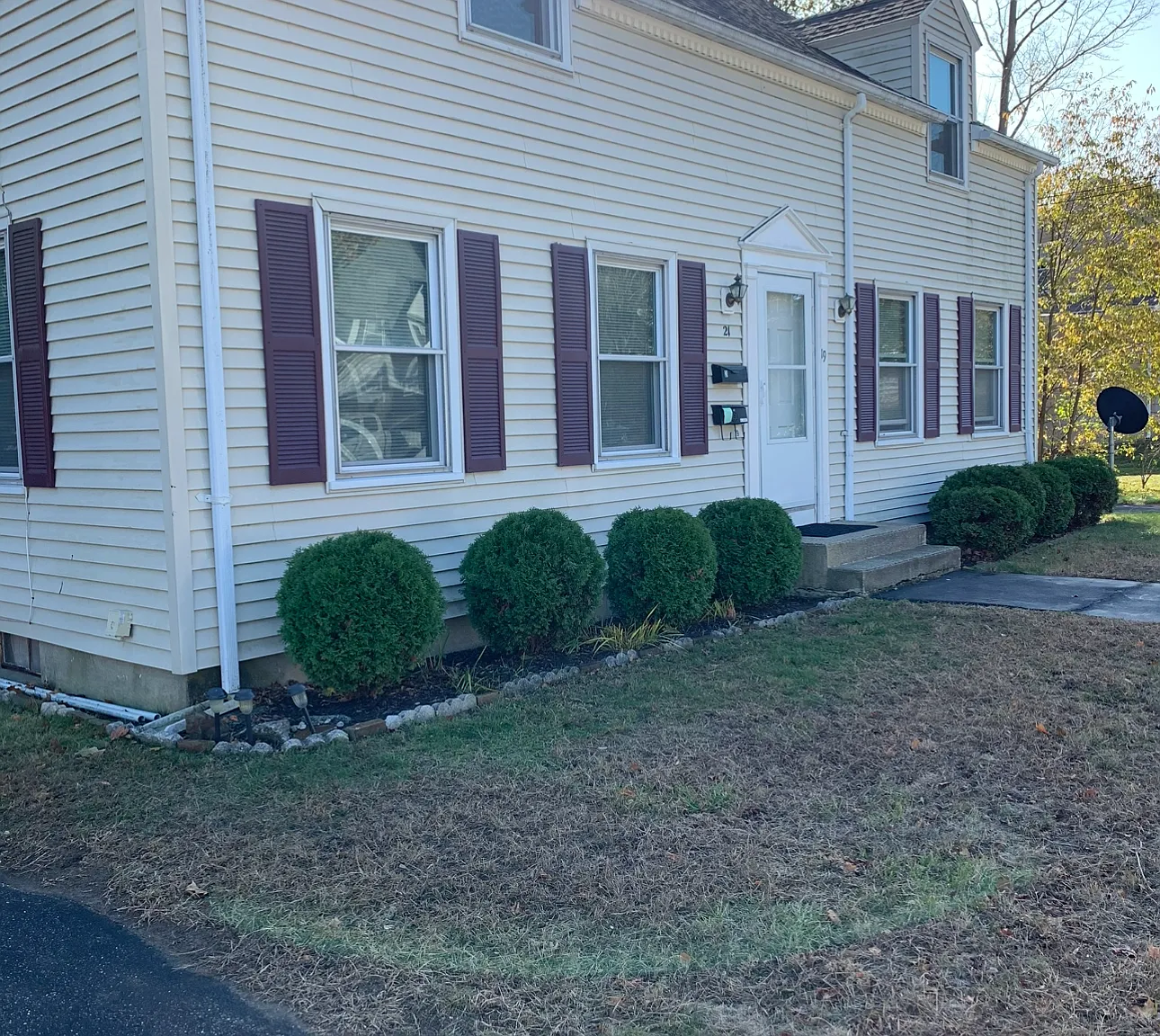 2 bed, 1000 sqft, $1,700 — Photo 1