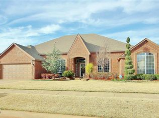 9205 SW 21st St, Oklahoma City, OK 73128