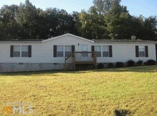 562 Tanners Ln, Bethlehem, GA 30620