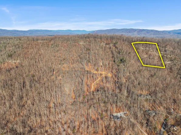 147 Eagle View Ln, Jacksboro, TN 37757