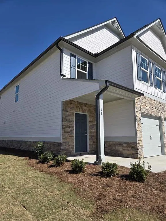 4 bed, 2.5 bath, 2148 sqft, $2,100 — Photo 4