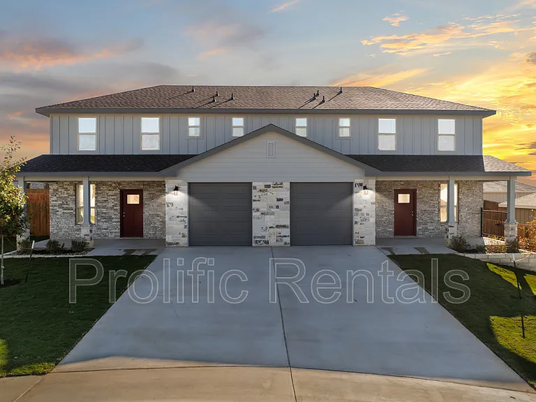 106 Levi Ct #1 — Photo 1