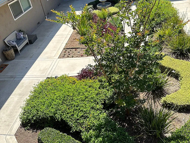 Trio Apartments — Photo 8