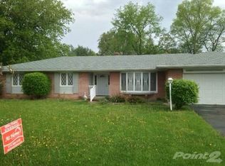 19141 Strawberry Hill Rd, South Bend, IN 46614