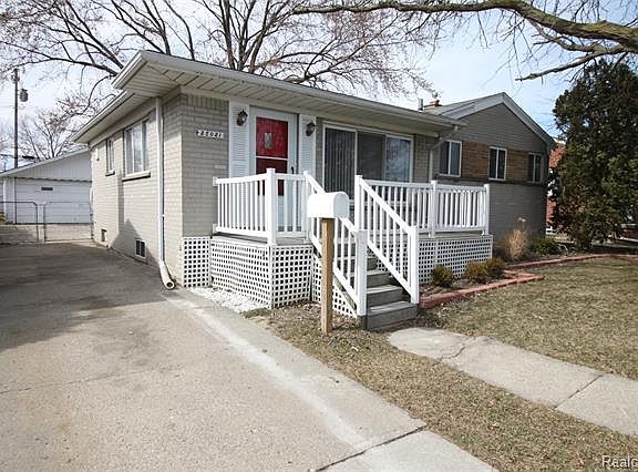 2nd image of 25021 Huron St