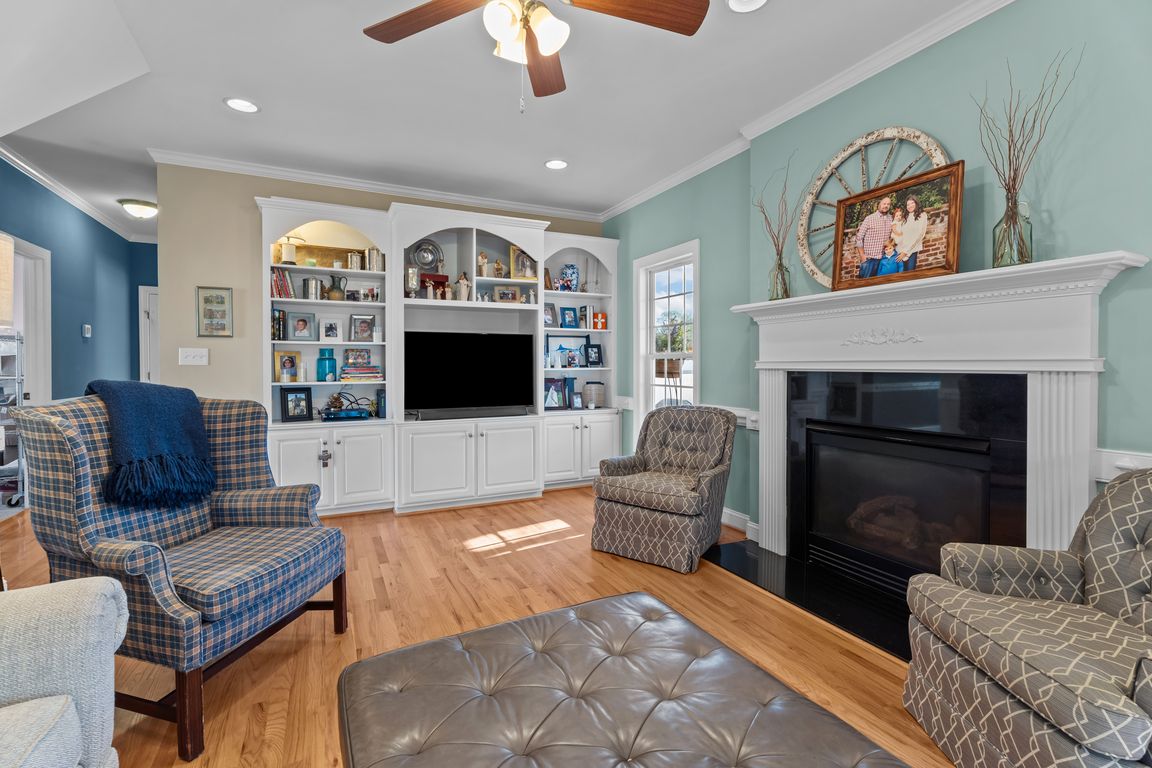 next background image