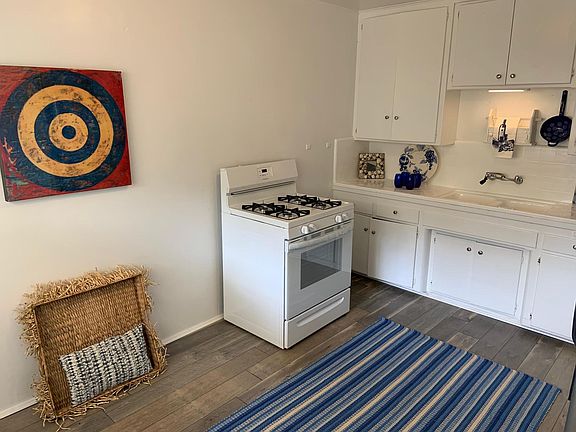5th image of 4052 Texas St