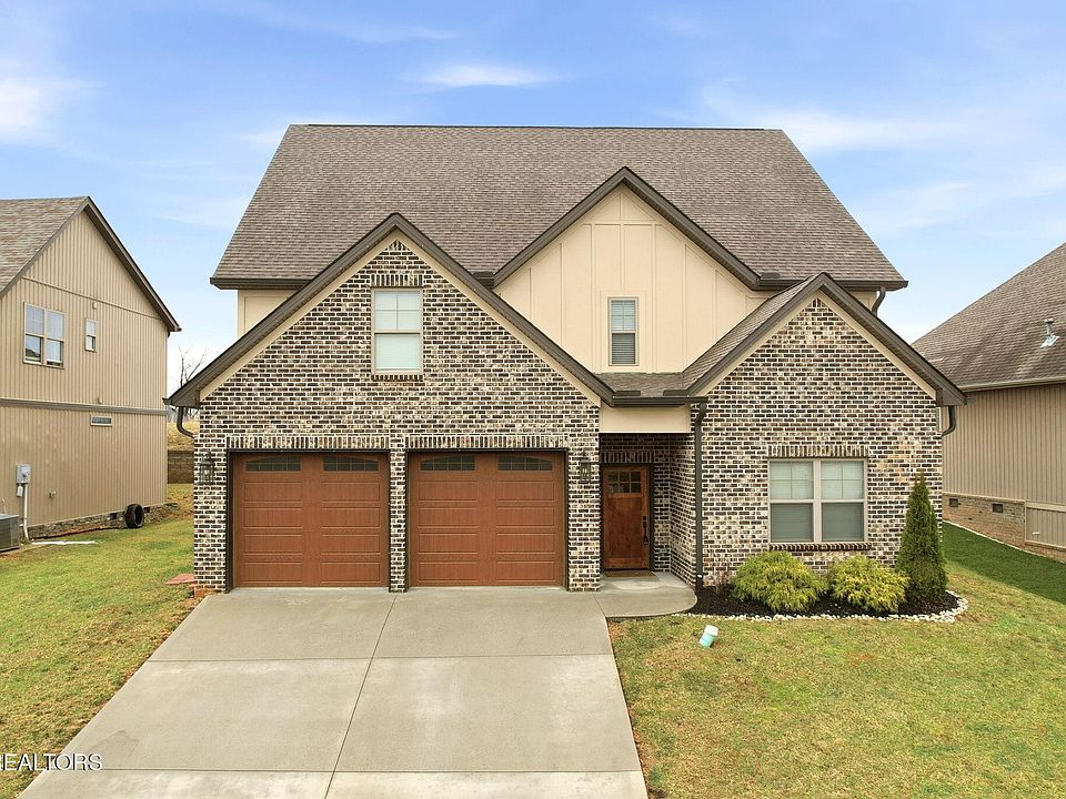 1st image of 9924 Winding Hill Ln