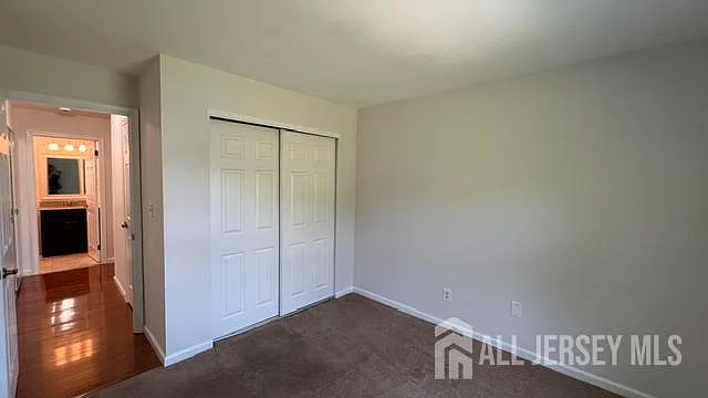 140 Wyndham Pl — Photo 22