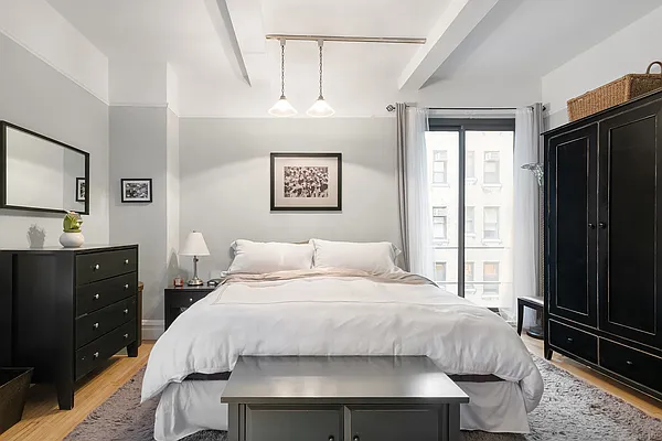 Sold by Compass | media 3