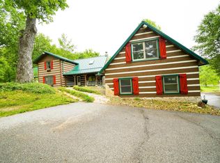 2430 Hanover Rd, Columbia, IL 62236