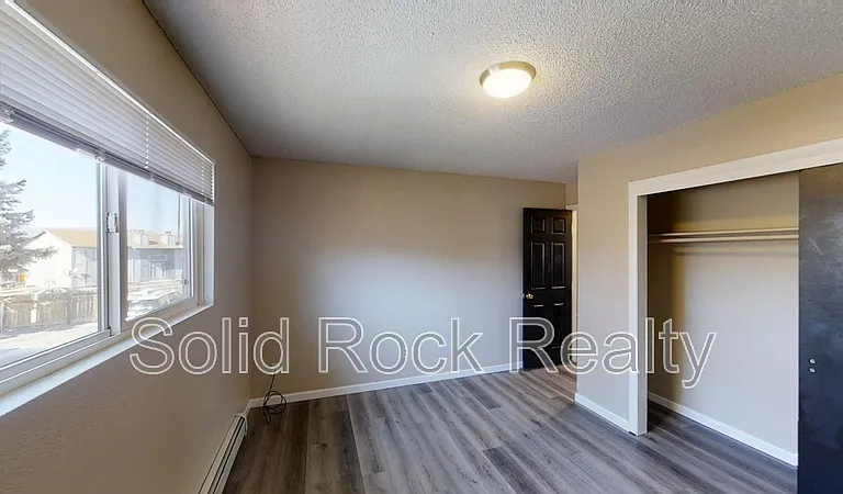 357 Gahart Dr #4 — Photo 6