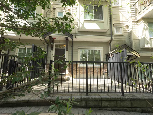 3888 Norfolk St #112, Burnaby, BC V5G 1E5