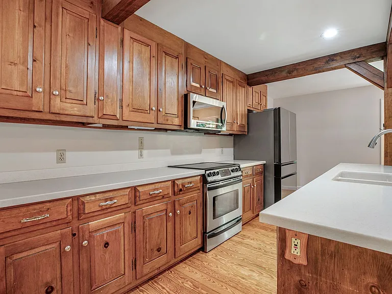4320 Providence Rd — Photo 10