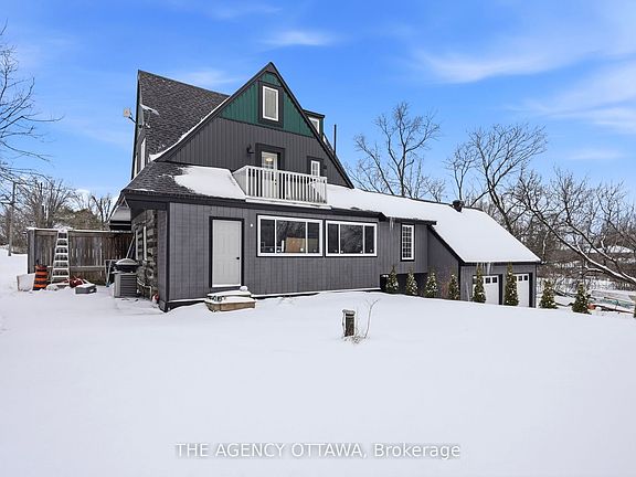 4th image of 4667 Albion Rd S